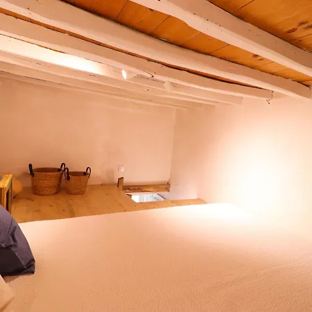 Feriehus Rustic House In