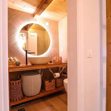 Rustic House In * Ano Syros