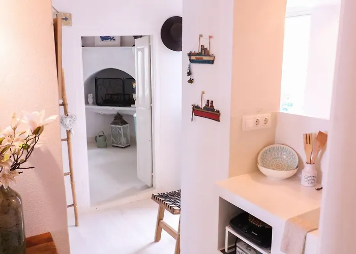 Semesterbostad Rustic House In *