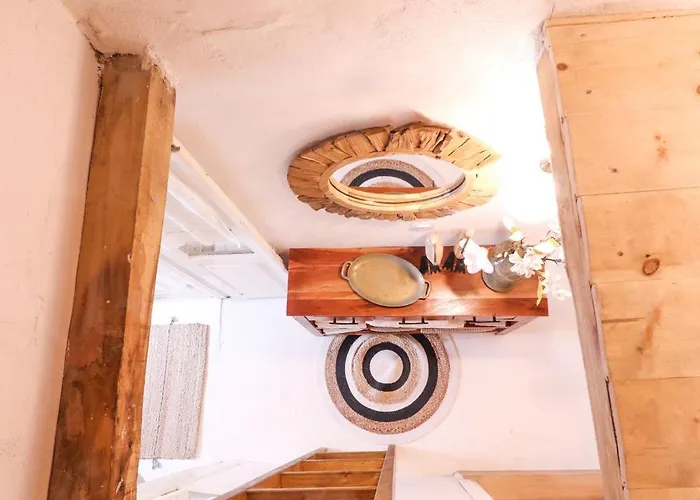 Rustic House In * Ano Syros