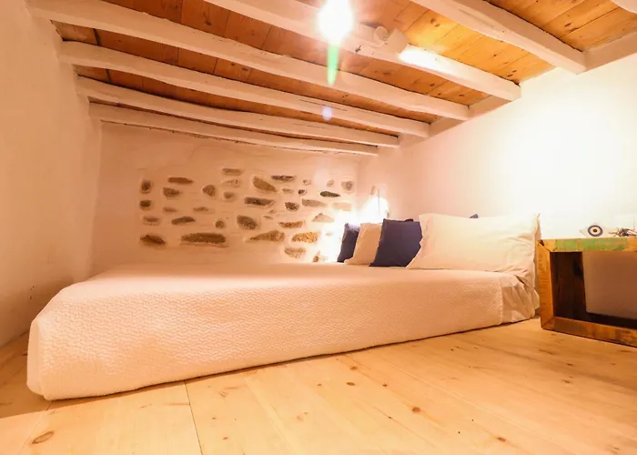 Rustic House In Ferienhaus Ano Syros